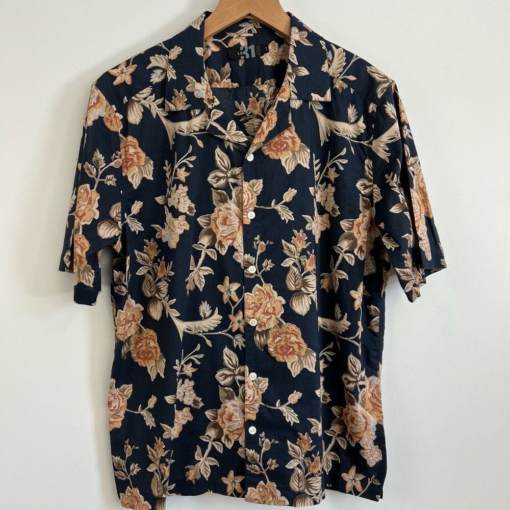 Le 31 Men’s Medium Black Floral Hawaiian Camp Short Sleeve Button Down Shirt